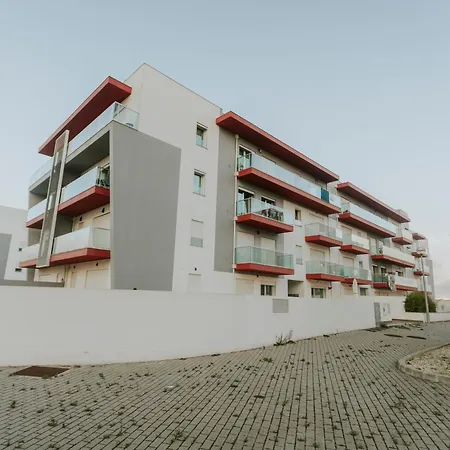 Best Houses 95 - Blue Wave Nunes-Correia