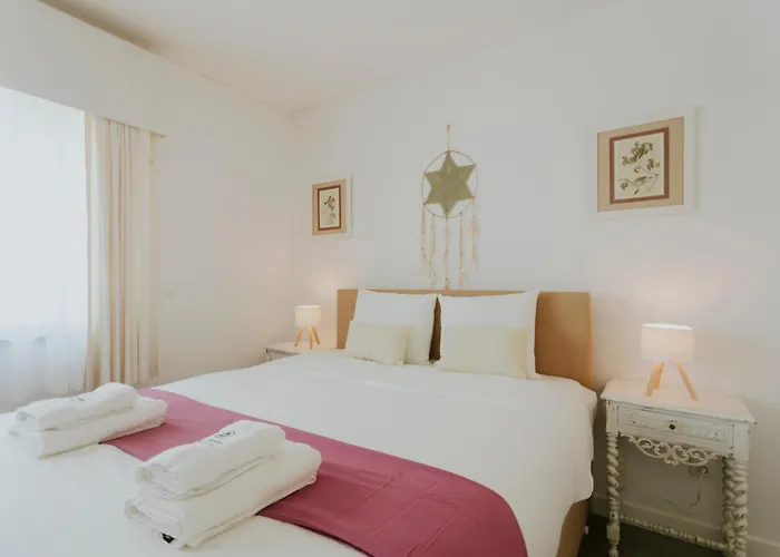 Best Houses 95 - Blue Wave Nunes-Correia